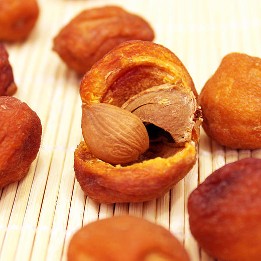 新疆杏干树上干杏天然无添加 四团吊干杏吊死杏干 新疆特产新货 商品图4