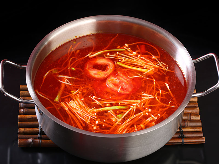 美食饕餮丨大坪丨喵四爷酸汤烤肉(短信核销)