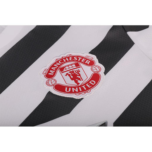 ADIDAS/阿迪达斯 曼联20/21赛季儿童款第三客场球衣FM4269 商品图3