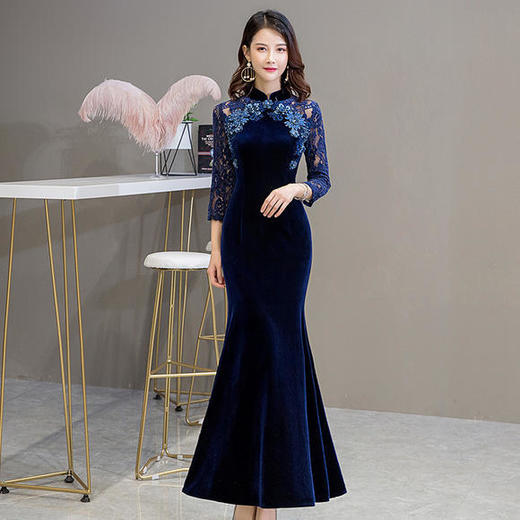 HX-Q68日常气质改良长款镂空拼接丝绒旗袍 商品图1