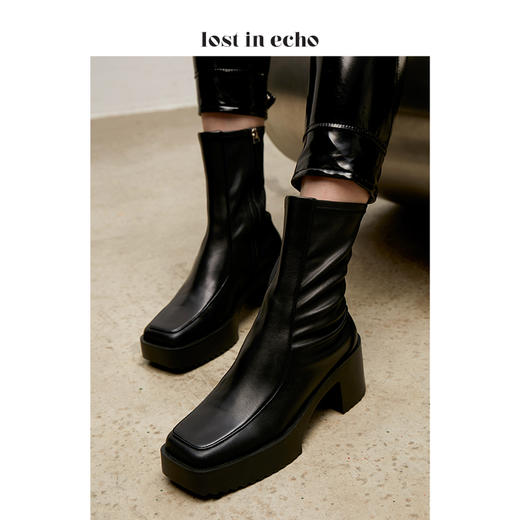 【微瑕疵不退不换】戚薇同款lost in echo 设计师原创 方头牛皮拼接弹力靴 商品图0