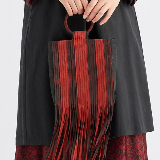 TANGY Collection / 天意精品 暗香系列 莨绸流苏包包 商品图1