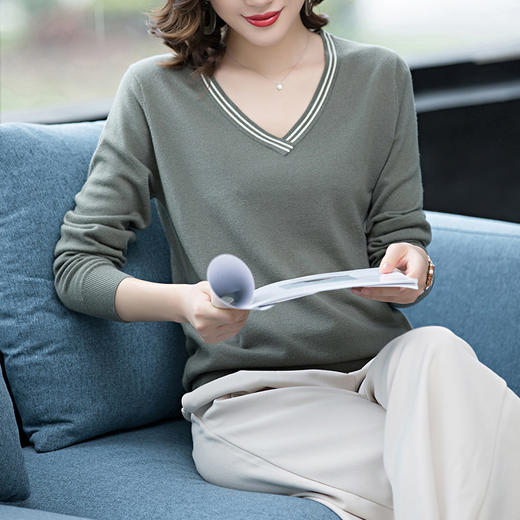 丁摩 100%羊毛V领宽松套头毛衣针织打底衫A819WX-149 商品图8