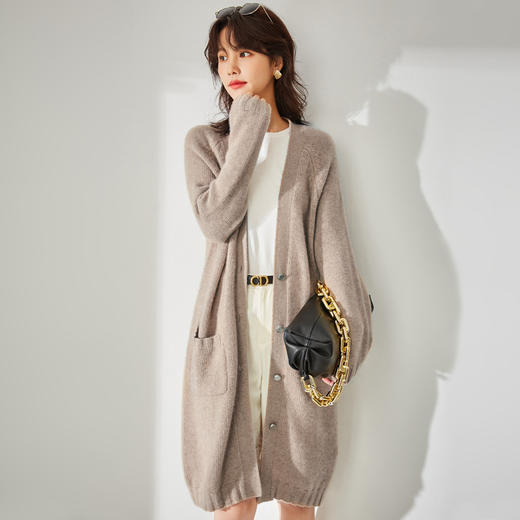 10014欧丝璐20秋冬新款加厚粗针长款针织开衫垂坠感羊绒衫女