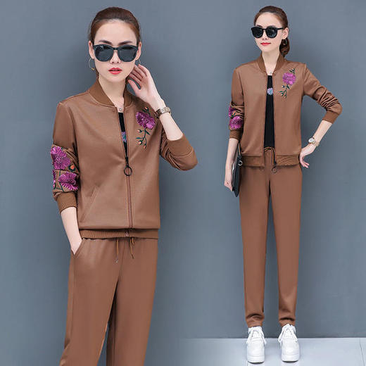 SP-113188秋季新款时尚休闲运动套装三件套 商品图3