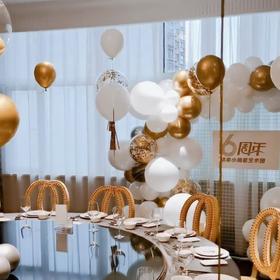 轻奢白金色系周年庆布置