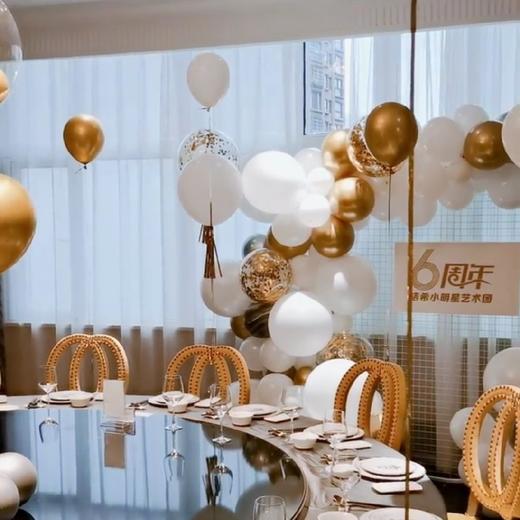 轻奢白金色系周年庆布置 商品图0