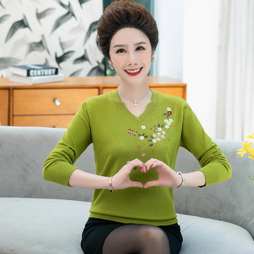 QYY-xm2005妈妈装秋装长袖针织衫时尚T恤毛衣打底衫 商品图2