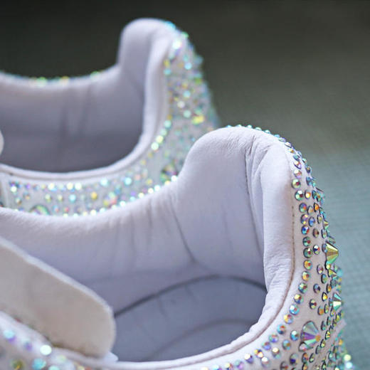 ZZX新款潮流时尚满钻真皮厚底休闲运动板鞋 商品图3