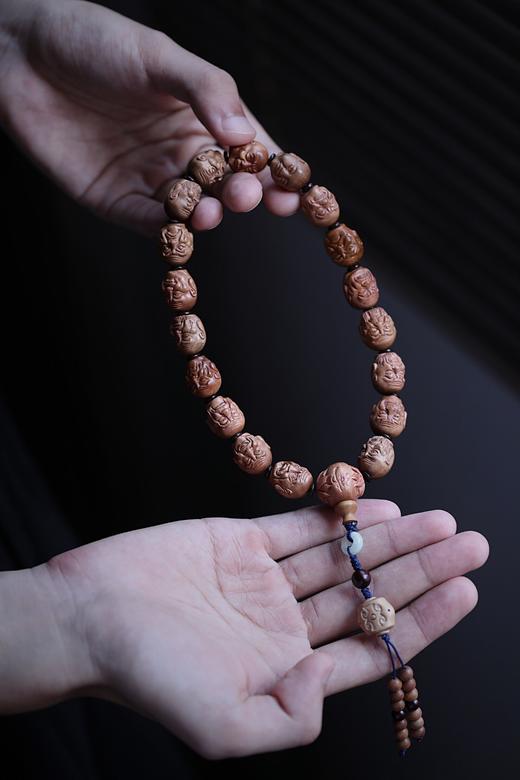 【青山特惠】15*19mm印度迈索尔老山檀十八罗汉橄榄形手持念珠 L40 商品图1