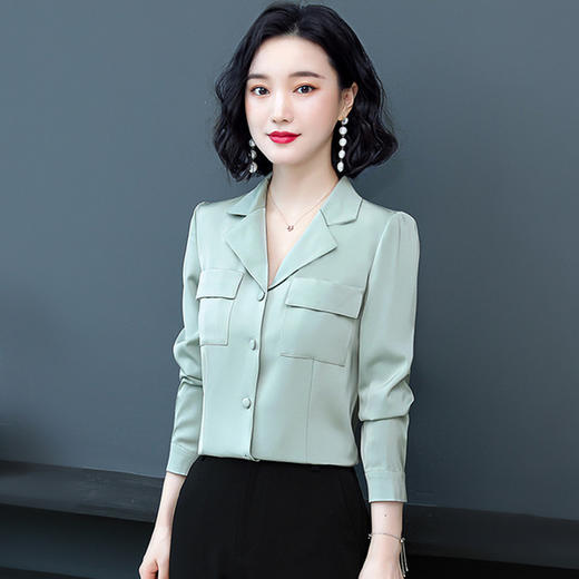 寒冰紫雨轻奢帅气夏季缎面西装领衬衫简约v领长袖女士秋装衬衫秋季