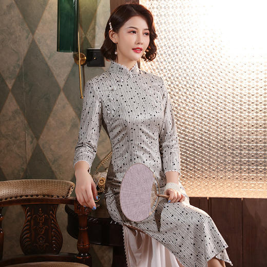 XGT-Q2384秋季新款改良弹力波点针织优雅中长款民国风旗袍裙 商品图1