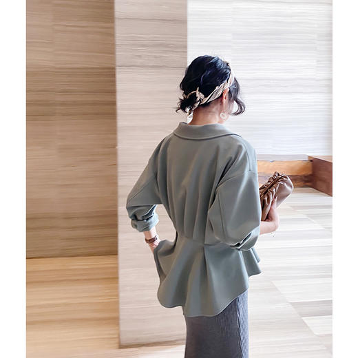 会员闪购系列"轮廓之美"立体剪裁显瘦王牌 气质在线豆沙色外套 商品图2