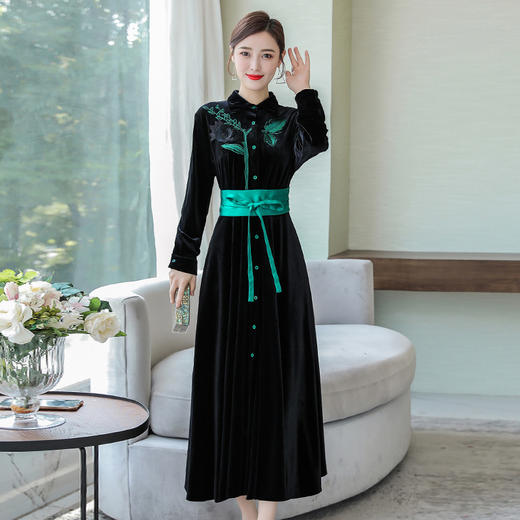 HT-N-A46-5993-6993新款中国风复古刺绣连衣裙TZF 商品图1