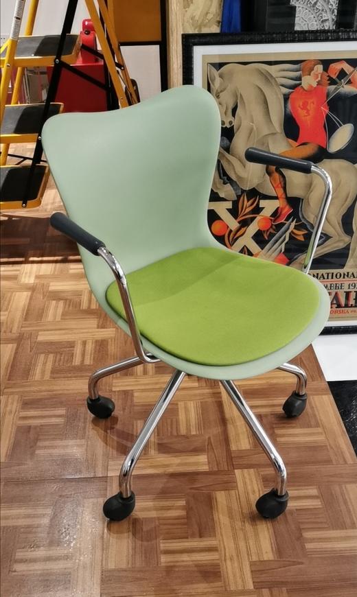 设计师Trojka绿色中古扶手椅 商品图1