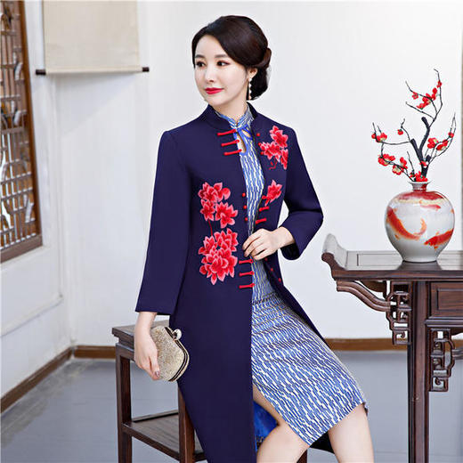 SYK-300873秋冬新款复古时尚加厚旗袍外套 商品图2