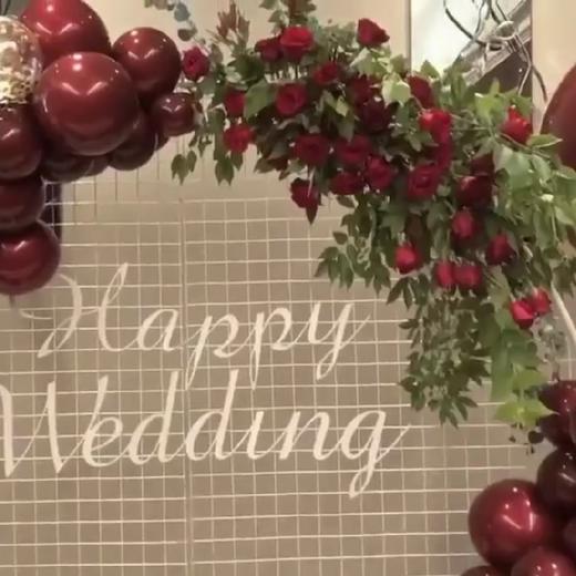 大气酒红色鲜花气球订婚宴 商品图1