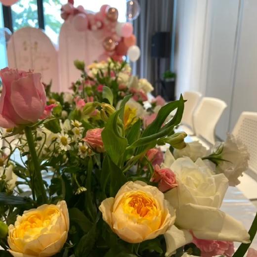 宝宝生日宴气球鲜花布置 商品图3