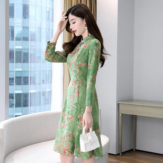 WZNH-MLJL6622修身百搭印花气质麂皮绒连衣裙 商品图4