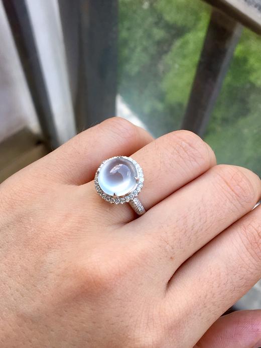 高冰蛋面戒指翡翠高冰蛋面戒指种老水润冰透细腻做工精细无瑕