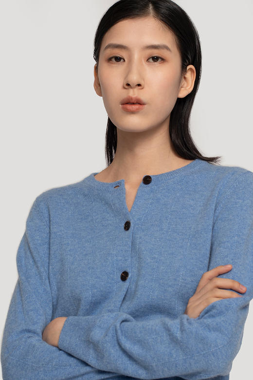 2020经典款女士纯山羊绒间条圆领开衫 商品图3