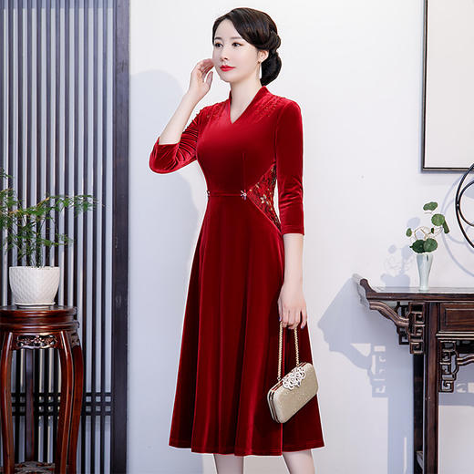 QQ9748新款改良修身金丝绒刺绣中式连衣裙TZF 商品图1