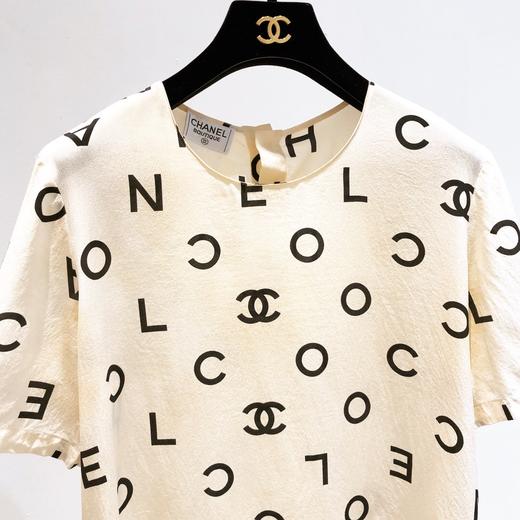 chanel香奈儿米白色logo衬衫