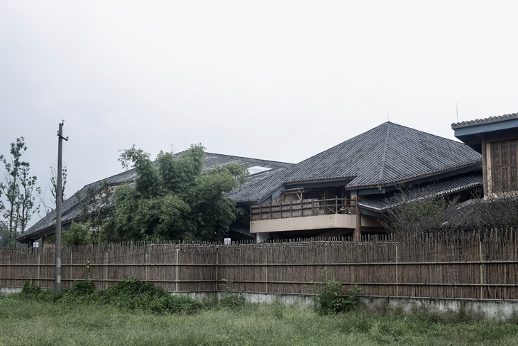 【都江堰-乡上品·陌见山】万亩田园花海深处,一座16间房的川西合院