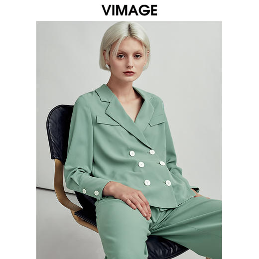 VIMAGE纬漫纪秋季新款是时尚通勤干练简约双排扣翻领衬衫上衣V1409009D 商品图0