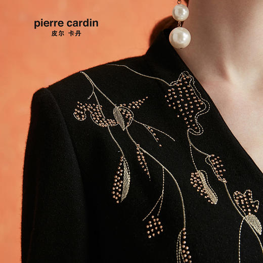 皮尔卡丹女装百搭通勤刺绣V领长袖连衣裙P0427DL20B0
 商品图3