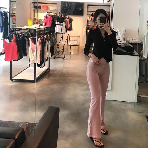 AUMNIE丨澳弥尼瑜伽HIGH WAIST FLARE【高腰喇叭长裤】（售后说明，只支持收货7天内退换货） 商品图3