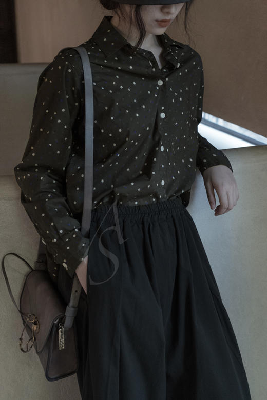 Munoz Vrandecic 红棕色/浅石色/褐色小号别针包 商品图7