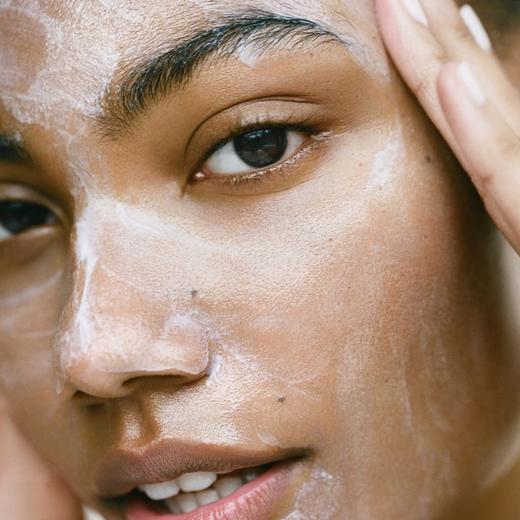 法国 LA MER海蓝之谜 碧玺焕亮保湿舒缓泡沫洗面奶 125ml 商品图3