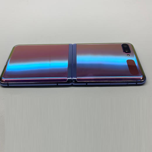 二手85成新三星galaxyzflipsmf7000超感官灵动折叠屏