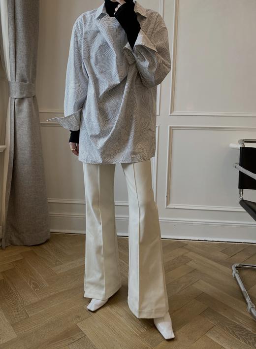 HIDEMI 心房客/“我们做印花”线型设计感微荡领多穿衬衫 商品图10