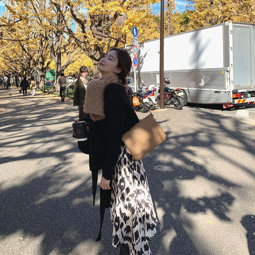 【闪光少女的碎花裙】金蘑菇菇 让大衣搭配更好看的秘诀在这里！ 商品图1