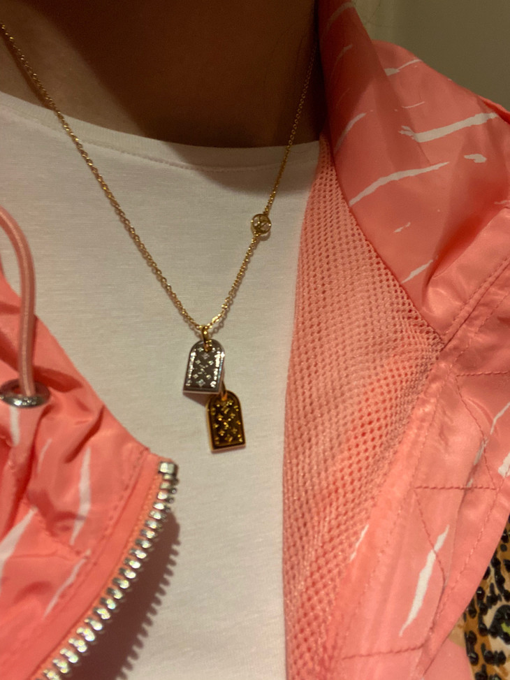 编码lvx49169双牌项链