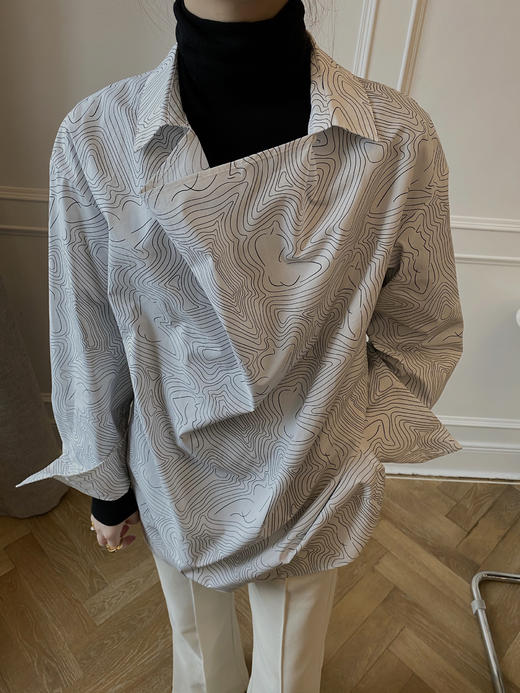 HIDEMI 心房客/“我们做印花”线型设计感微荡领多穿衬衫 商品图6