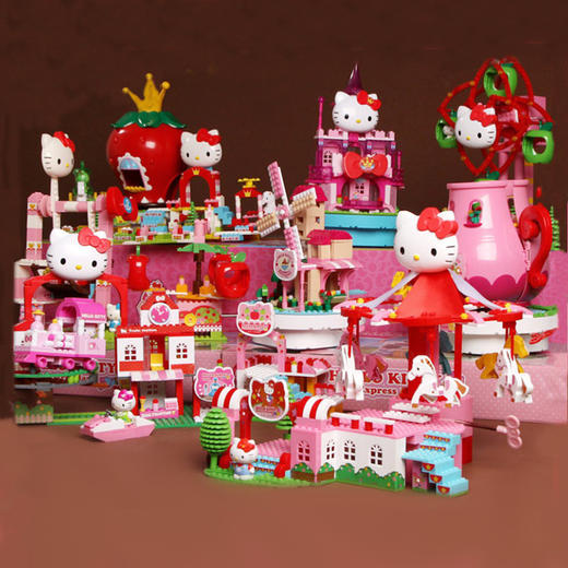 潮昇hellokitty凯蒂猫系列拼装音乐积木旋转木马女孩玩具儿童益智礼物 商品图0