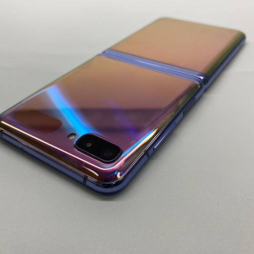二手85成新三星galaxyzflipsmf7000超感官灵动折叠屏