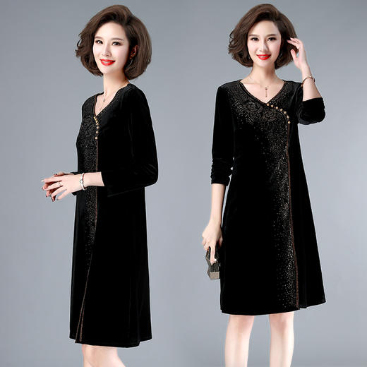 WZNH-YIZX7969时尚烫砖连衣裙优雅修身显瘦黑色连衣裙 商品图1