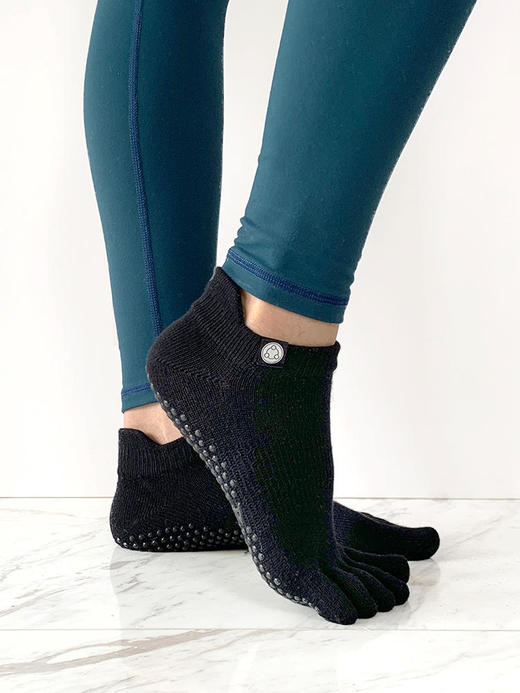 AUMNIE | 及踝防滑专业普拉提瑜伽五指袜 FULL TOE YOGA ANKLE SOCKS 商品图2