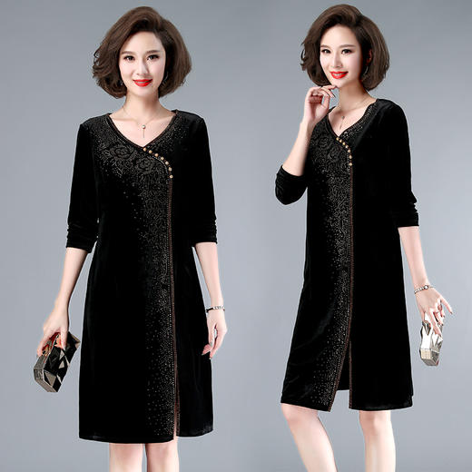 WZNH-YIZX7969时尚烫砖连衣裙优雅修身显瘦黑色连衣裙 商品图0