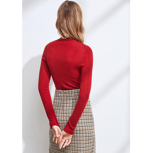 EITIE爱特爱女装秋季新款气质半高领百搭显瘦羊绒针织打底衫D2001515 商品图3