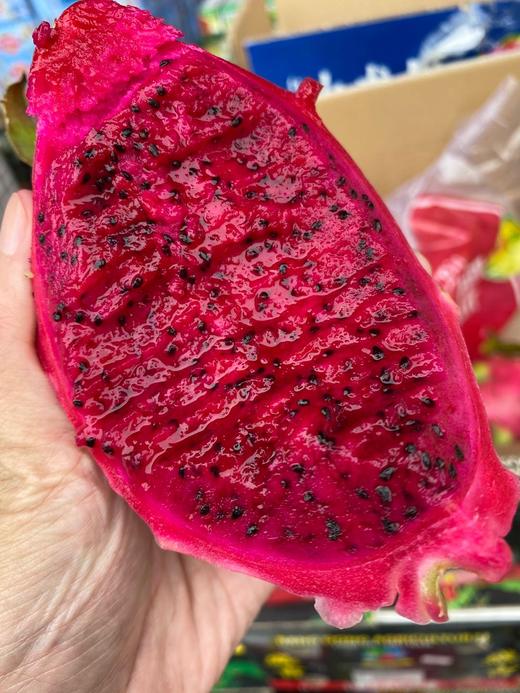 周二取货：【海南蜜宝火龙果】一个1斤左右，纯甜！多汁！肉细！抗老神器哦！ 商品图1