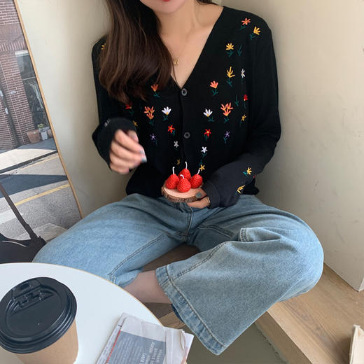 刺绣针织开衫长袖V领上衣 大码胖mm宽松显瘦打底衫秋装女外套 商品图2