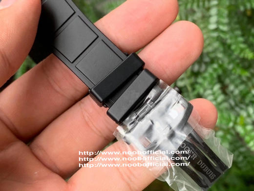 BBR再度挑战制表极限，全新罗杰杜彼碳纤维材质陀飞轮腕表面世了！EXCALIBUR（王者系列）型号DBEX0577； 商品图9