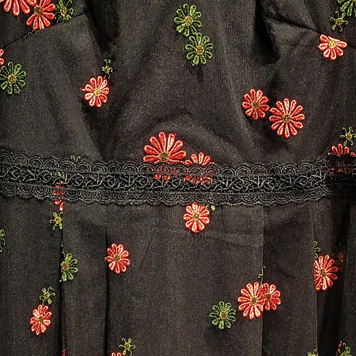 20C-十样锦连衣裙1S6042
--《LSF》 商品图1