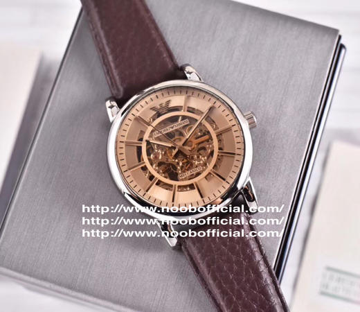 原厂老鼠货，支持专柜验货的，阿玛尼Armani 163000
型号：Ar1982
表壳：316L精钢
机芯：日本西铁城
表镜：强化矿物质玻璃
表带：进口牛皮
表扣：针扣
尺寸：43*11mm 商品图11
