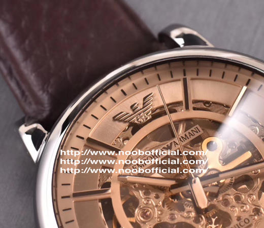 原厂老鼠货，支持专柜验货的，阿玛尼Armani 163000
型号：Ar1982
表壳：316L精钢
机芯：日本西铁城
表镜：强化矿物质玻璃
表带：进口牛皮
表扣：针扣
尺寸：43*11mm 商品图9